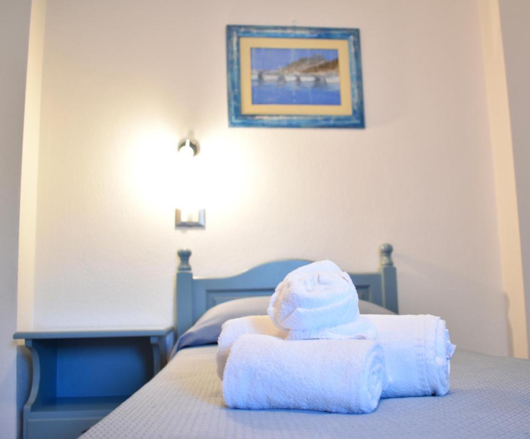 Hotel Residence Ampurias Castelsardo Zimmer foto