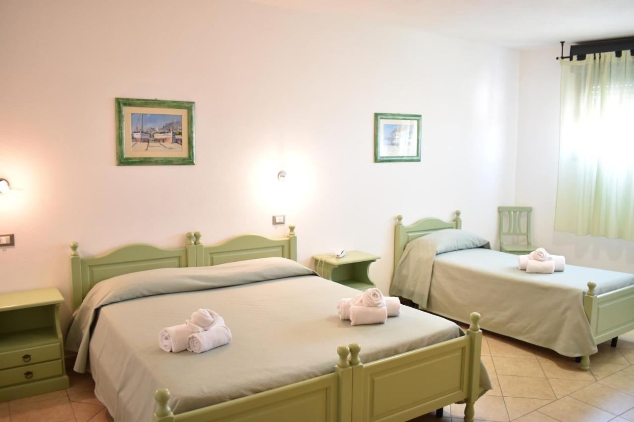Hotel Residence Ampurias Castelsardo Zimmer foto